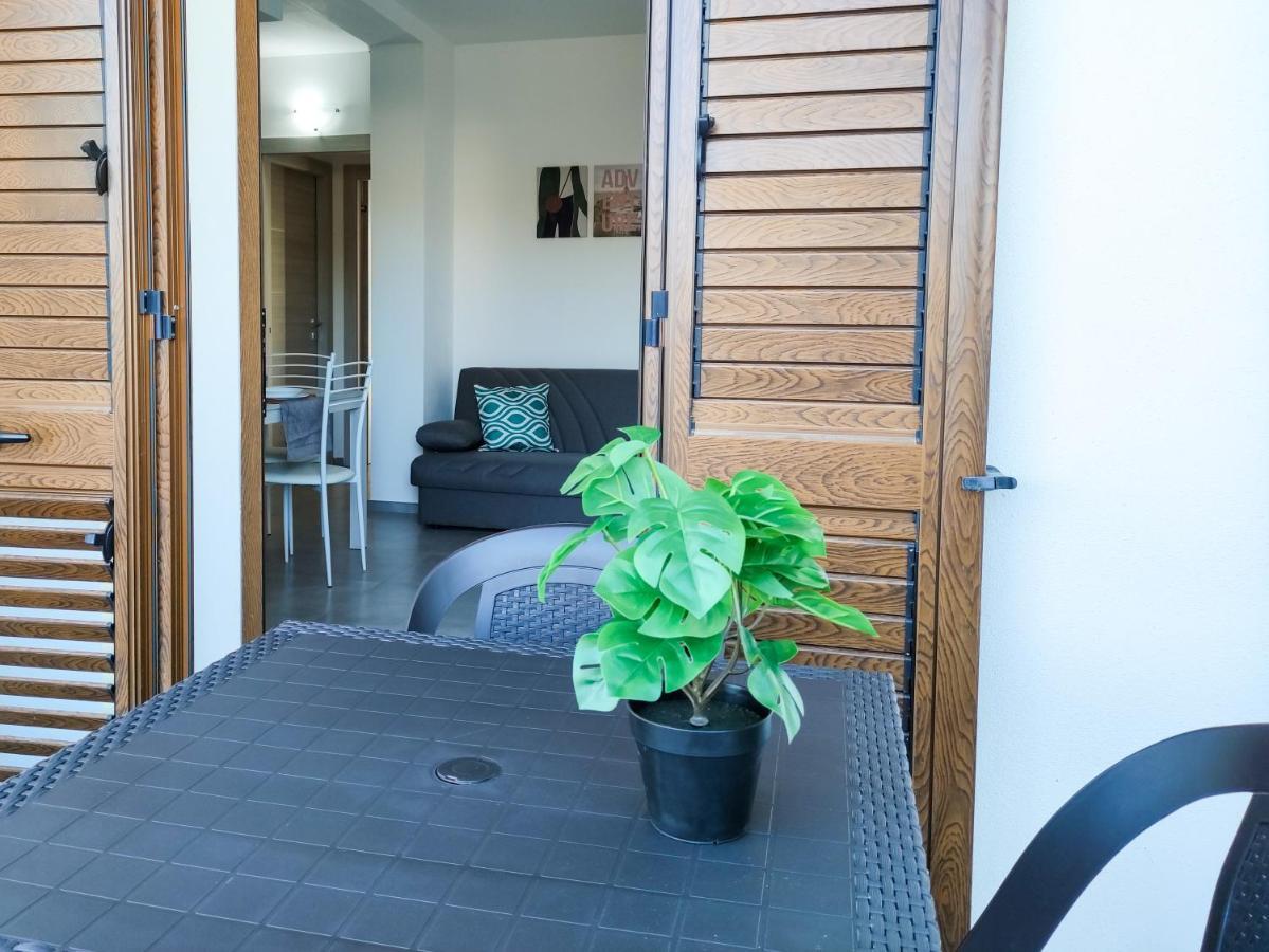 Diletta Apartment Тортолі Екстер'єр фото