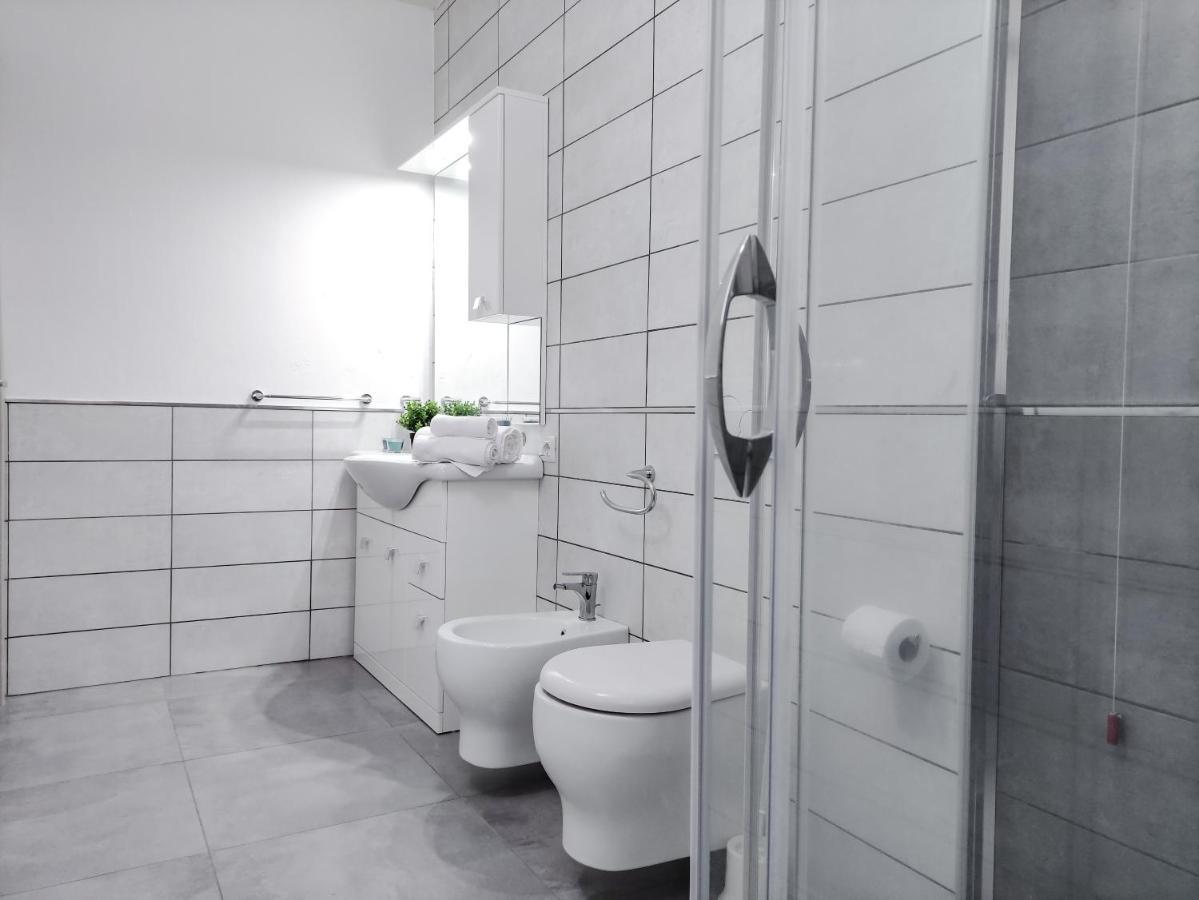 Diletta Apartment Тортолі Екстер'єр фото