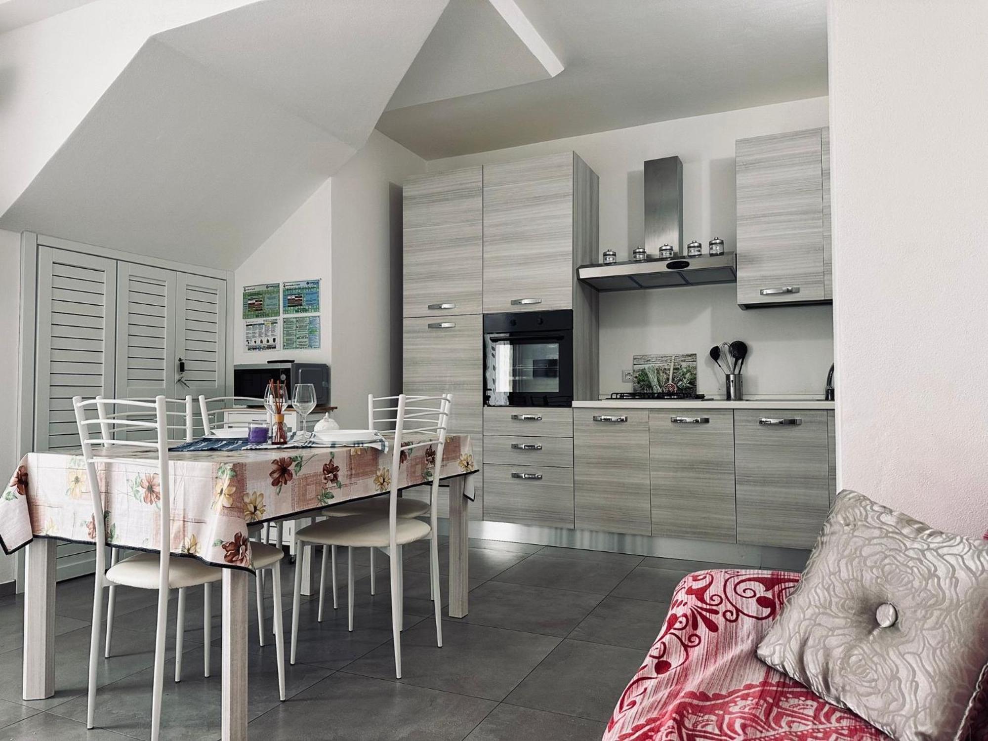 Diletta Apartment Тортолі Екстер'єр фото